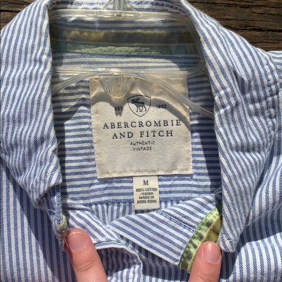 Stripped Abercrombie and Fitch shirt - Picture 3 of 4
